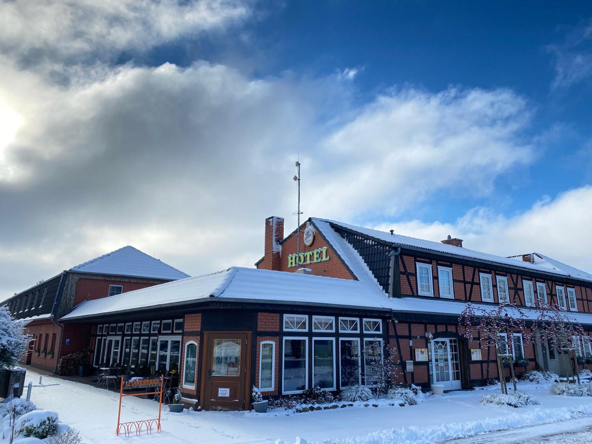 Wolfshotel Am Arendsee Арендзе Экстерьер фото